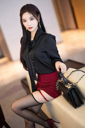  都市最强战神女婿